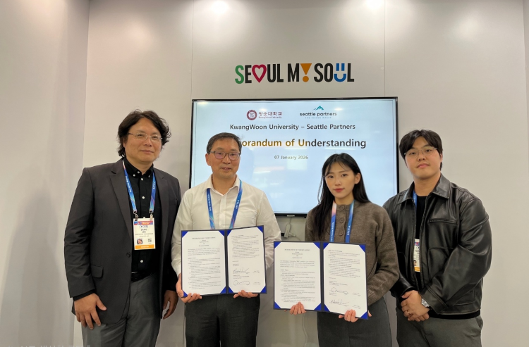 좌측부터 Seattle Partners ED Lee 대표, 송재희 CTO, 광운대산학협력단 임해주 주임, 스파크랩 박종한 상무