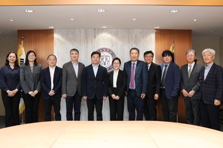 광운대학교-중국 창저우시 관계자 단체사진

